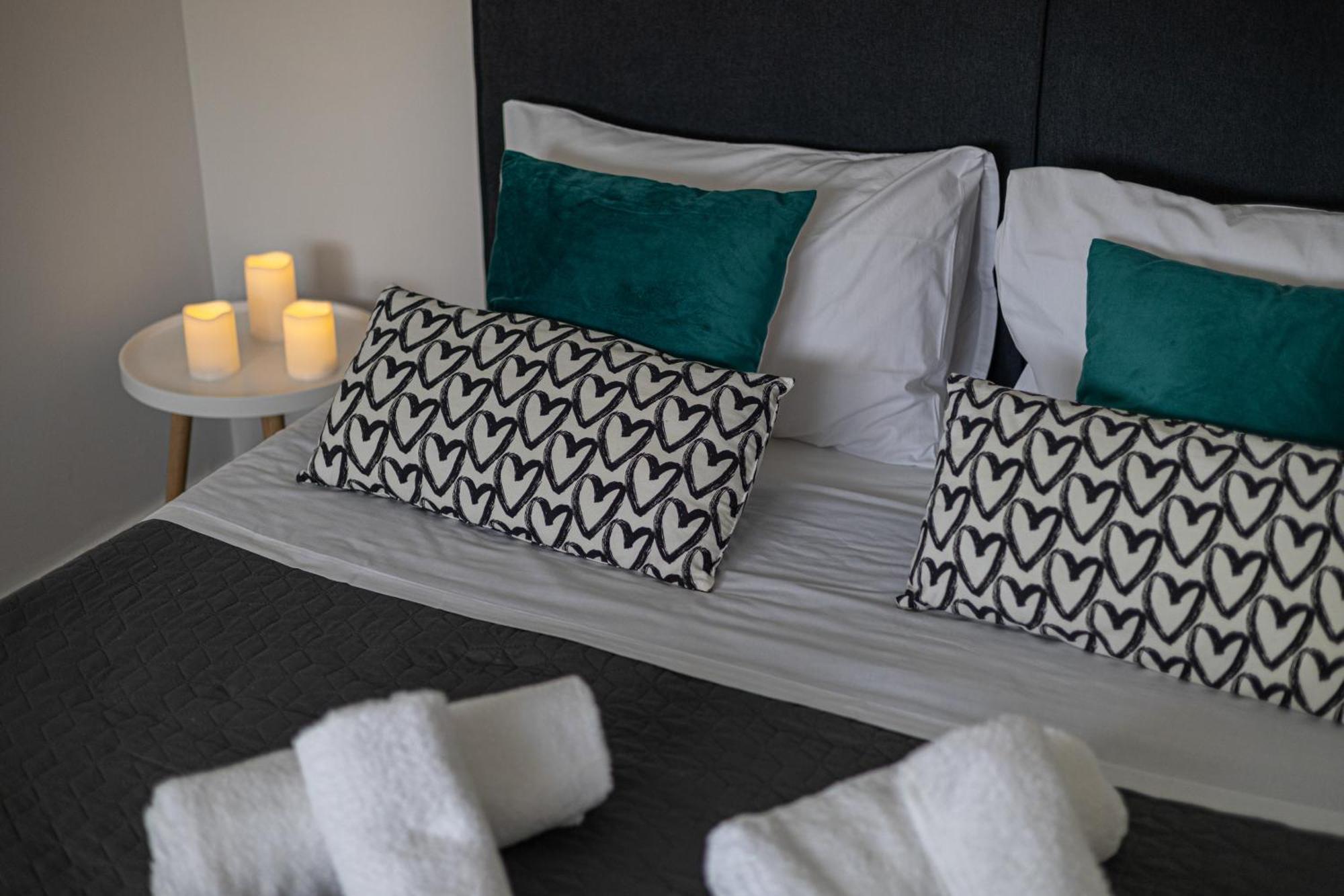 Ammira Mare Apartment Agia Pelagia  Bagian luar foto