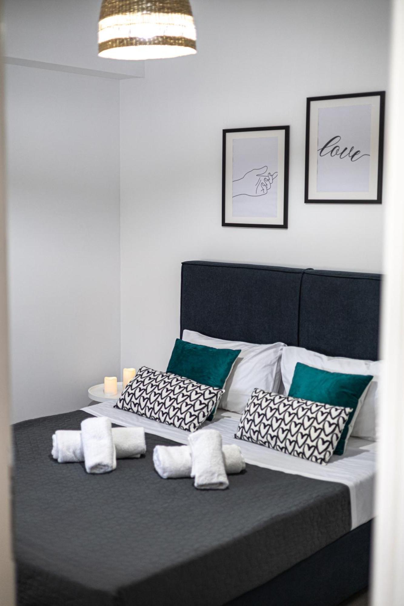 Ammira Mare Apartment Agia Pelagia  Bagian luar foto